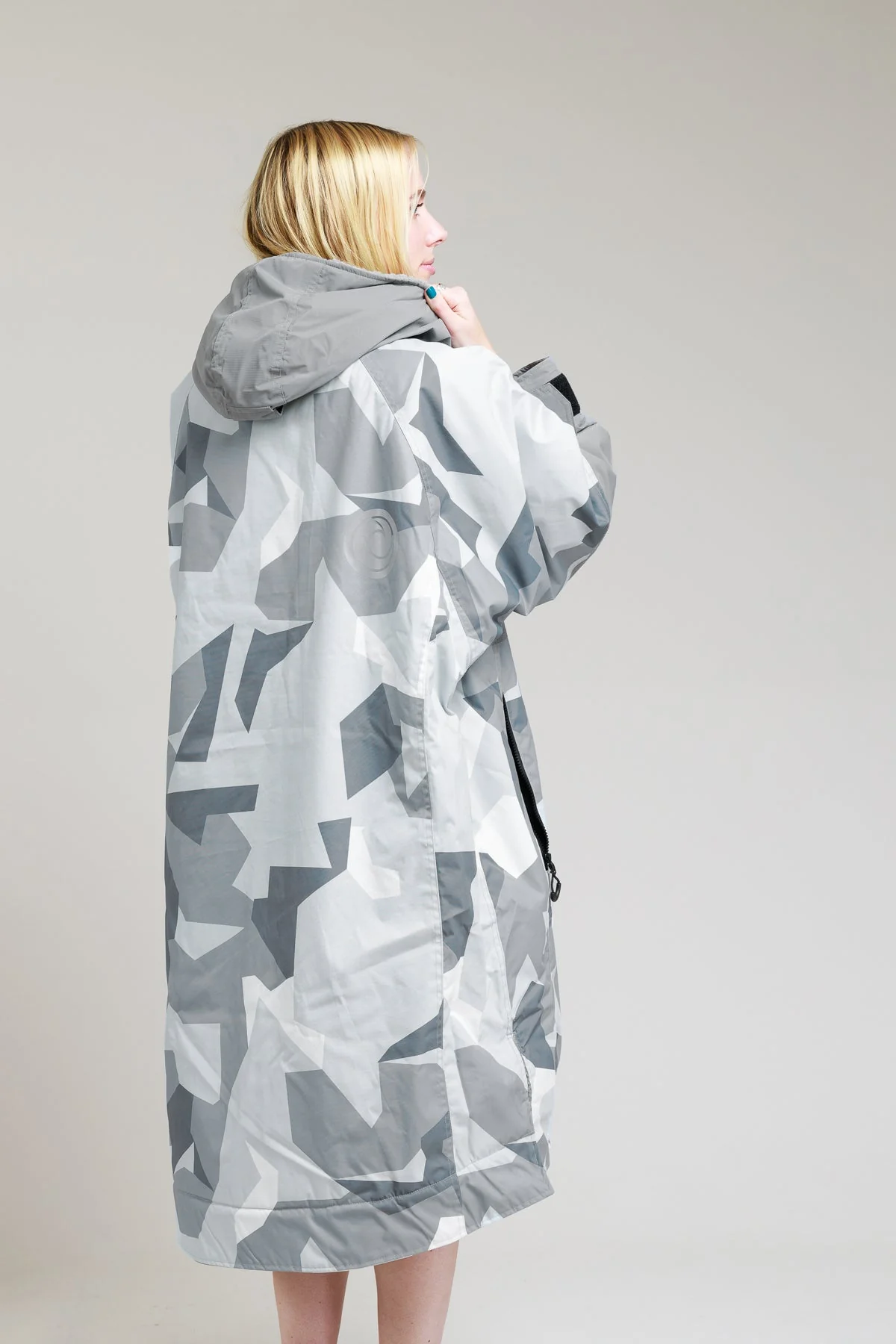 White Water Adults Hard Shell Robe - Arctic Camo - Image 7
