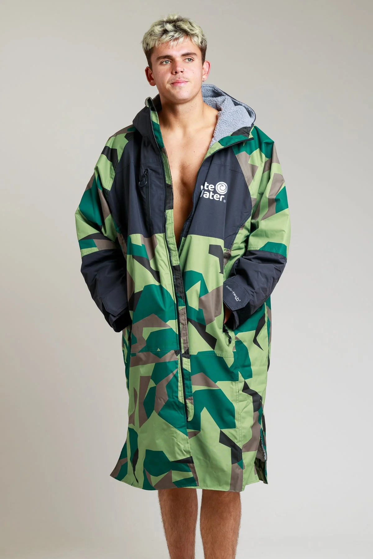 White Water Adults Hard Shell Robe - Camo - Image 4