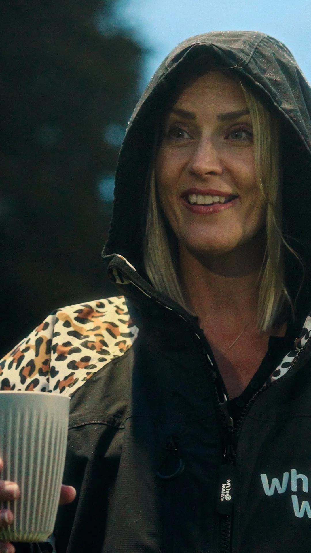 White Water Adults Hard Shell Robe - Leopard Print - Image 7