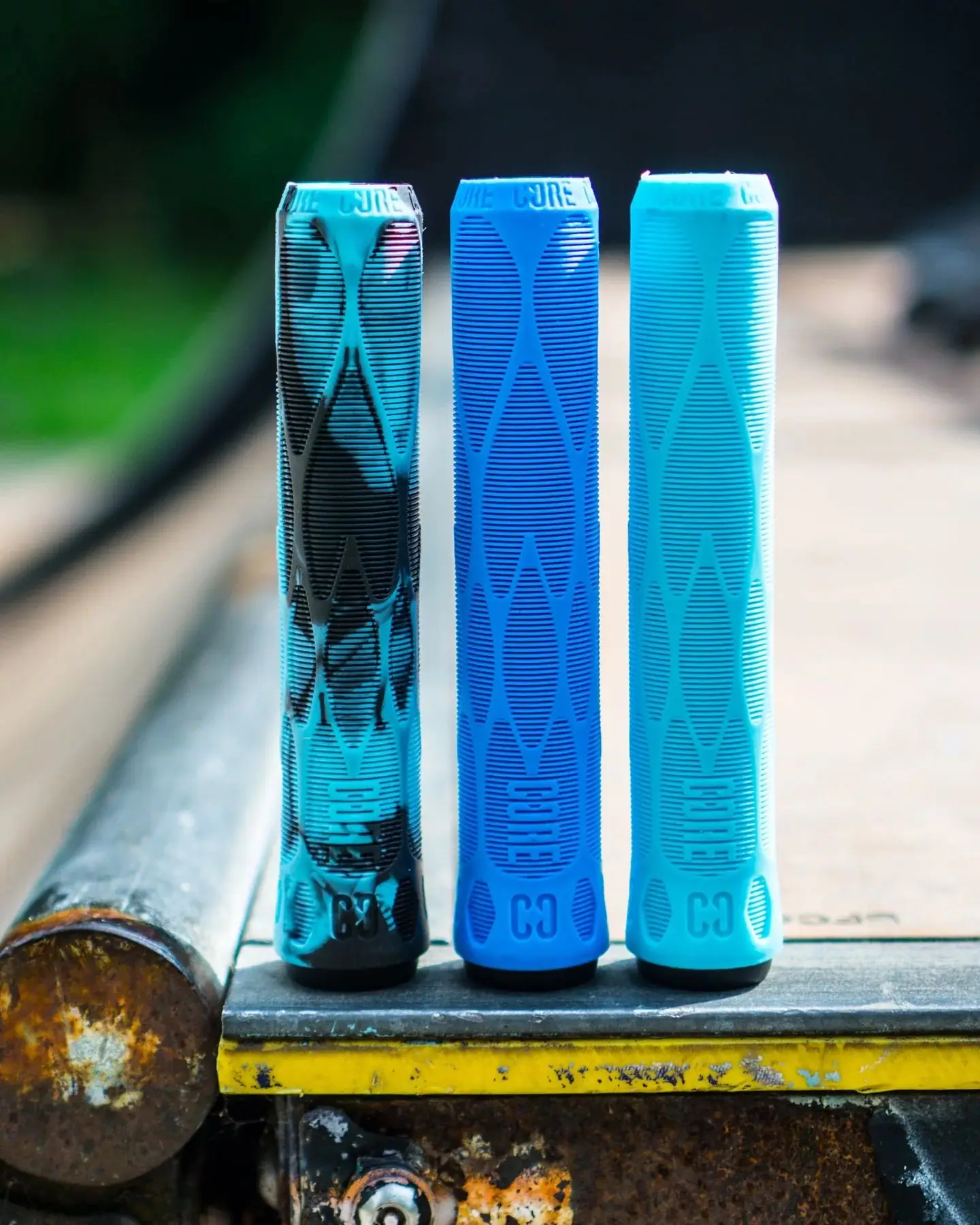 Core Scooter Grips blue - Image 3