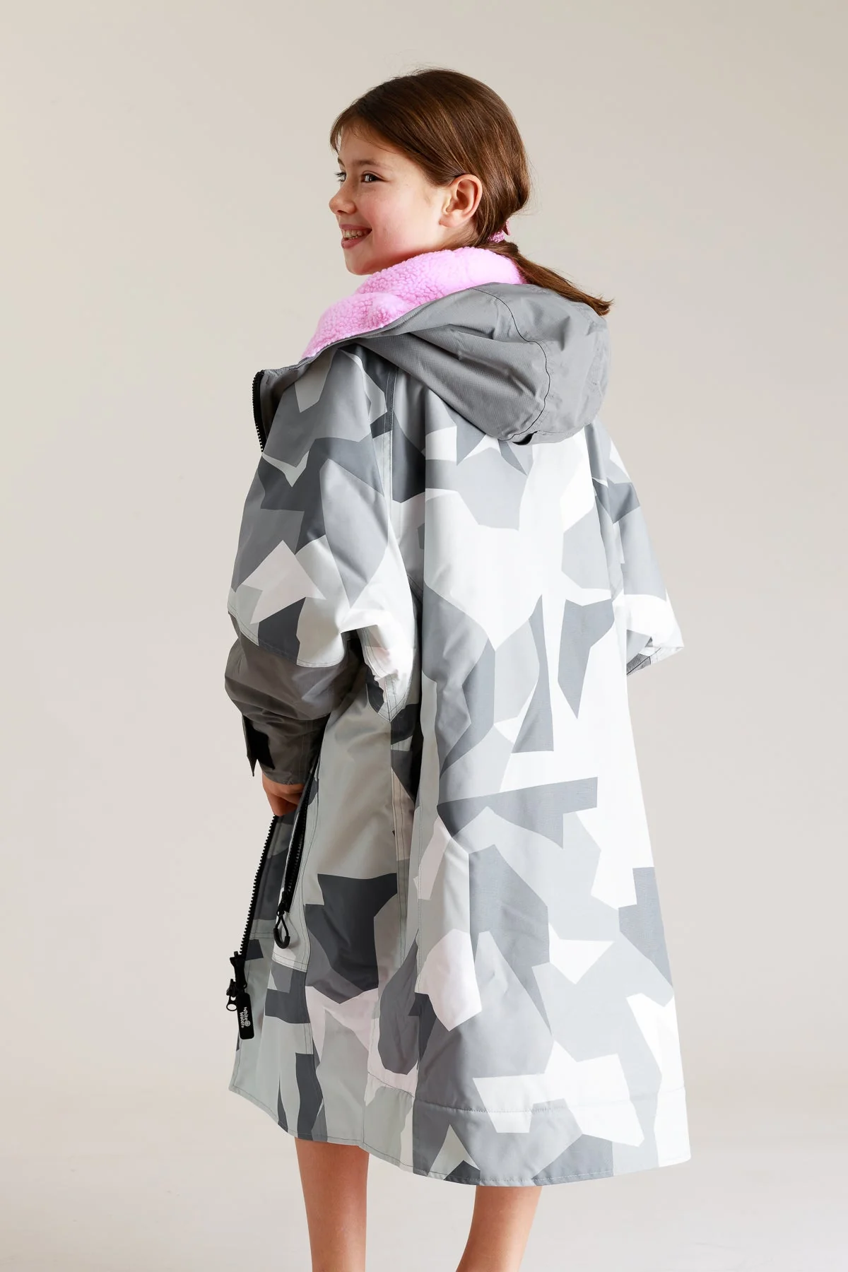 White Water Kids Hard Shell Robe - Arctic Camo/Pink - Image 5