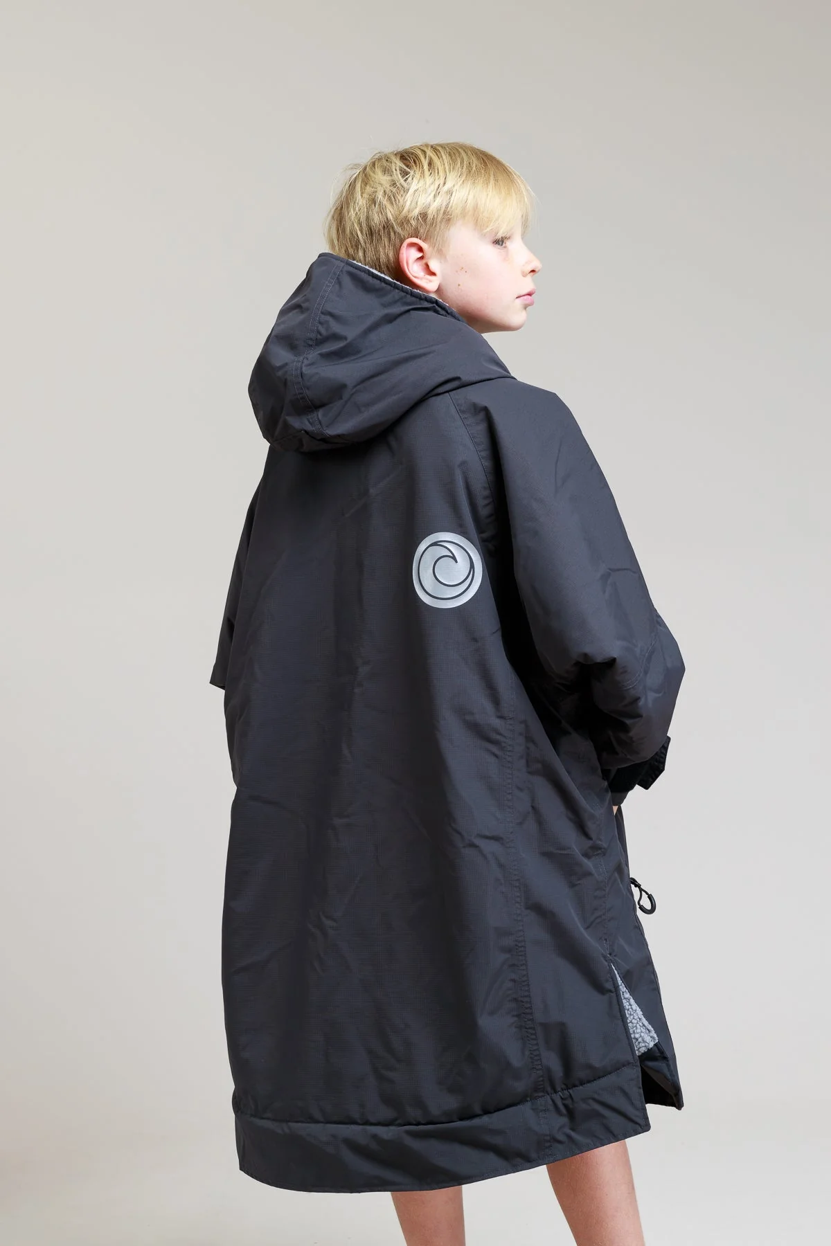 White Water Kids Hard Shell Robe - Black - Image 7