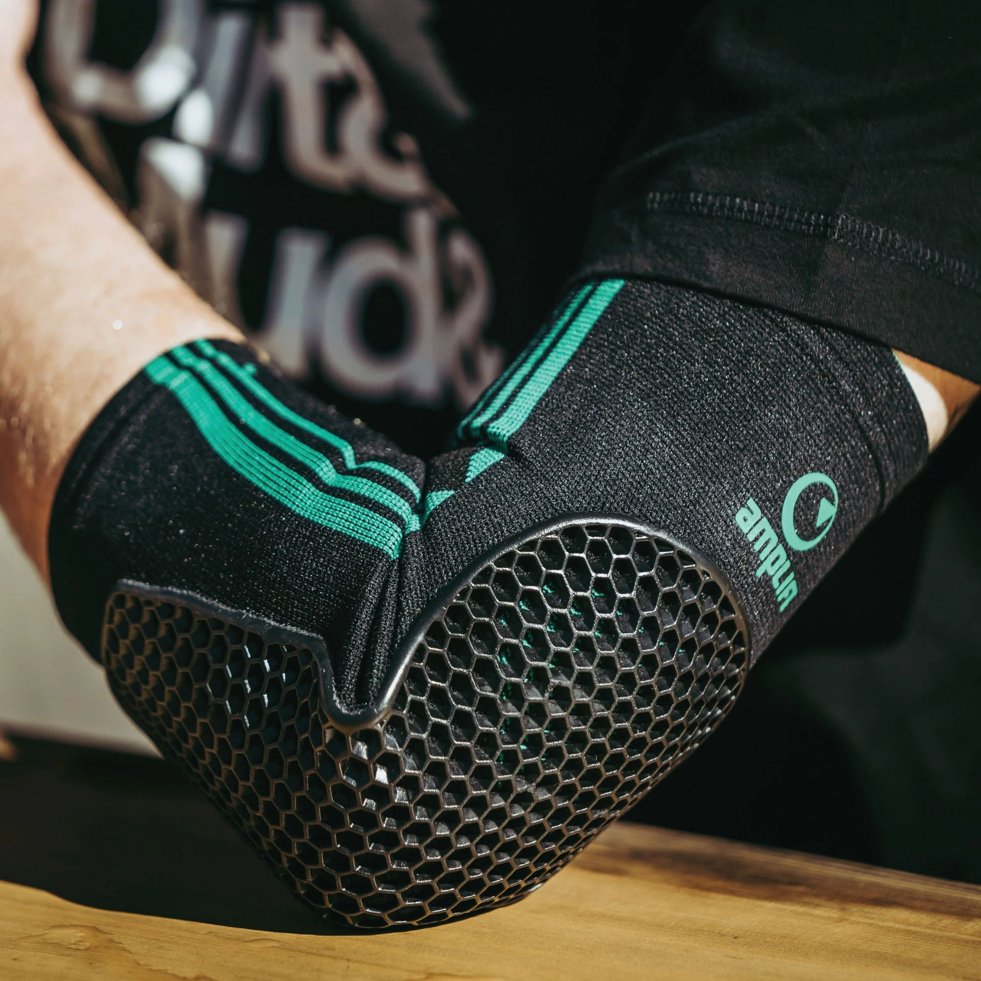AMPLIFI MKX Elbow - Image 5