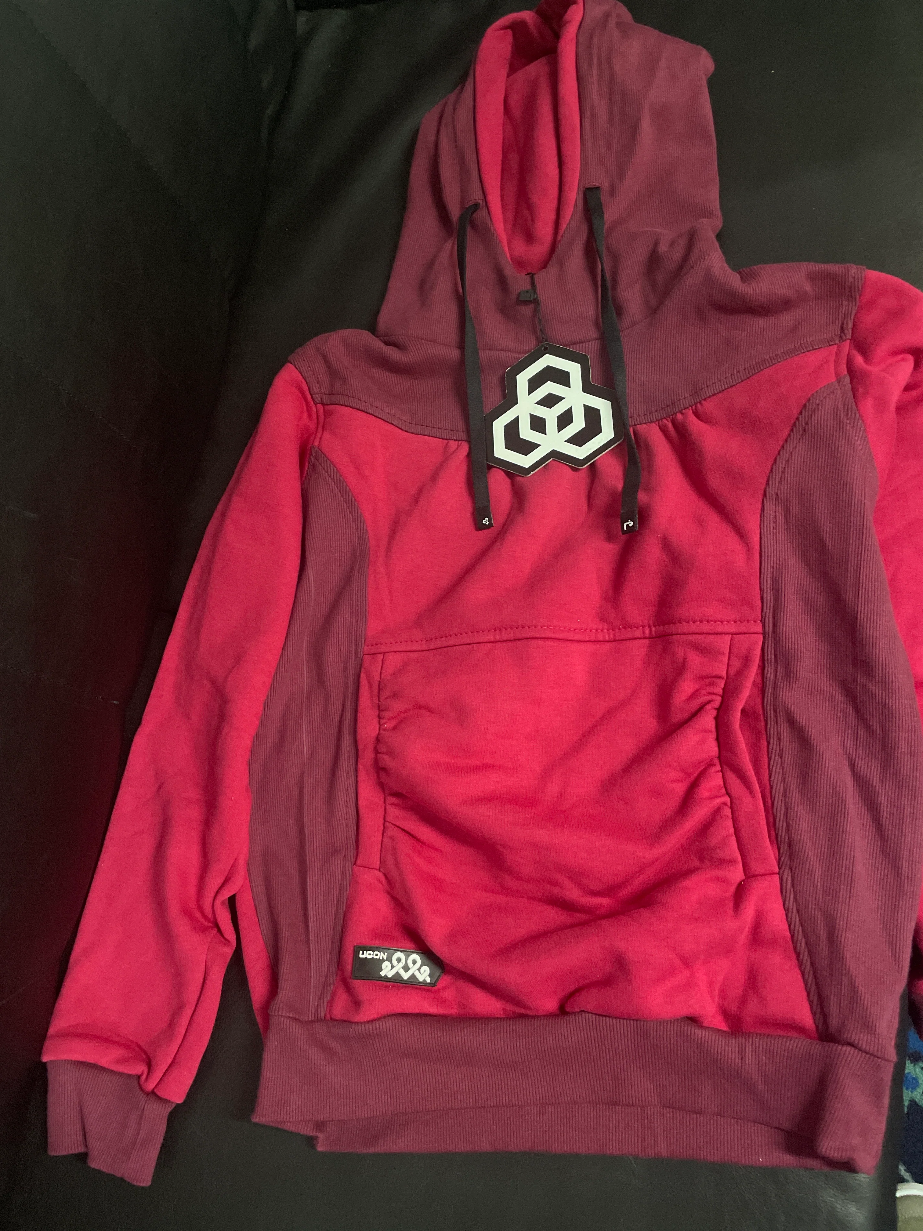 Ucon Elle The Wrinkeled Hood Burgundy